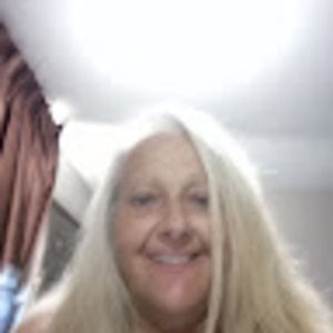 Meet your Posher, Shellie